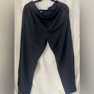 Lululemon Black Joggers. Size Large